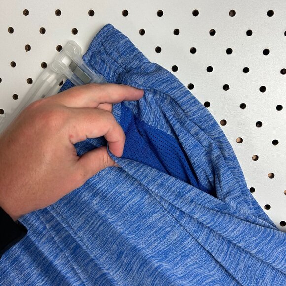 Nike Memphis Tigers Shorts Sz Large Basketball‎ Dri Fit Blue Team Issued Workout - Picture 3 of 6